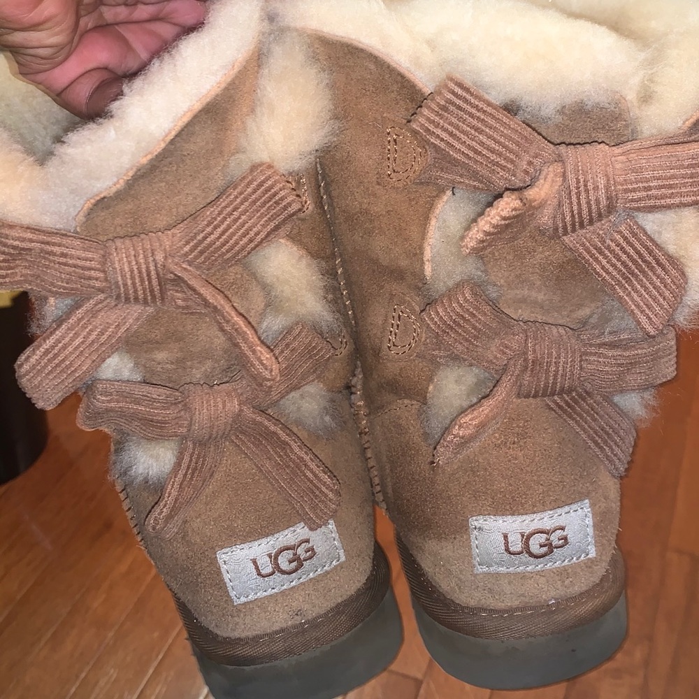 UGG Bow Corduroy Genuine Lamb Fur Lined Boot